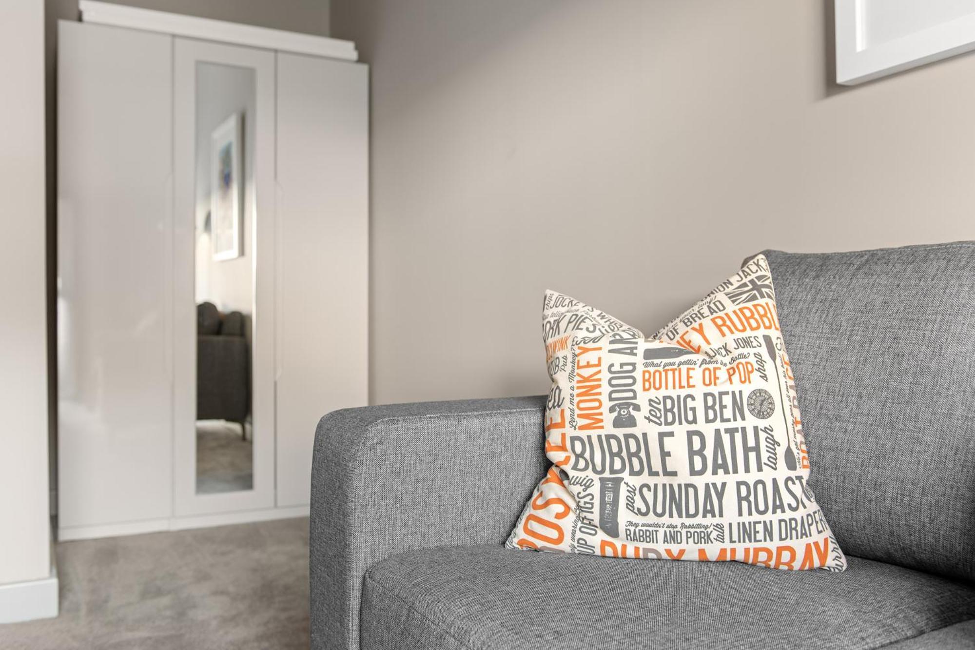 Brand New 1-Bed Flat Steps From Clifton Ntu Campus Vila Nottingham Exterior foto